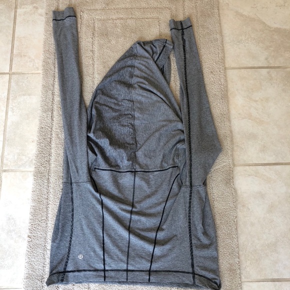 Lululemon Iconic Wrap Size 8 - Picture 2 of 9